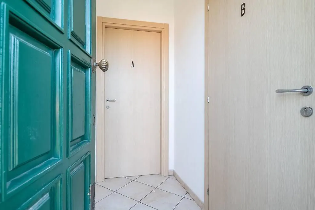 Apartment -Villa Emily- Parking, Garden & Wi-Fi Pisa
