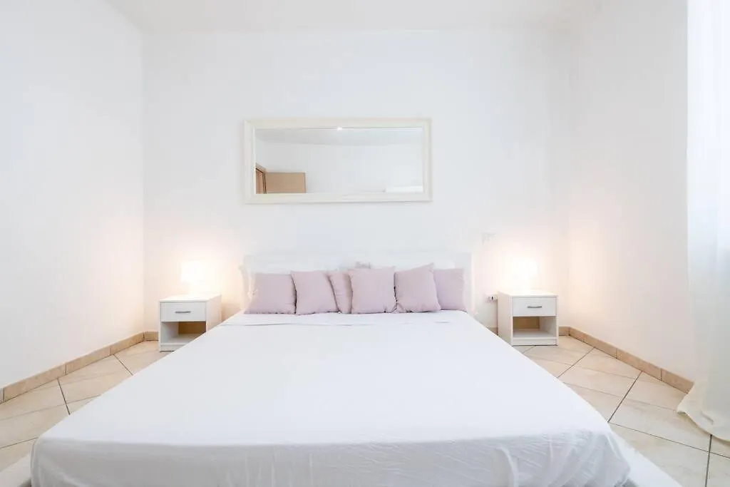 -Villa Emily- Parking, Garden & Wi-Fi contacts