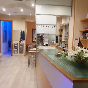 Otel Astor, Pisa
