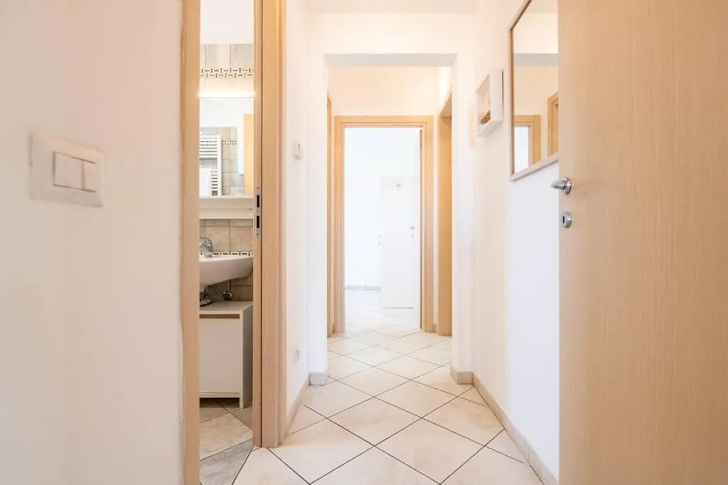 -Villa Emily- Parking, Garden & Wi-Fi Pisa Italy